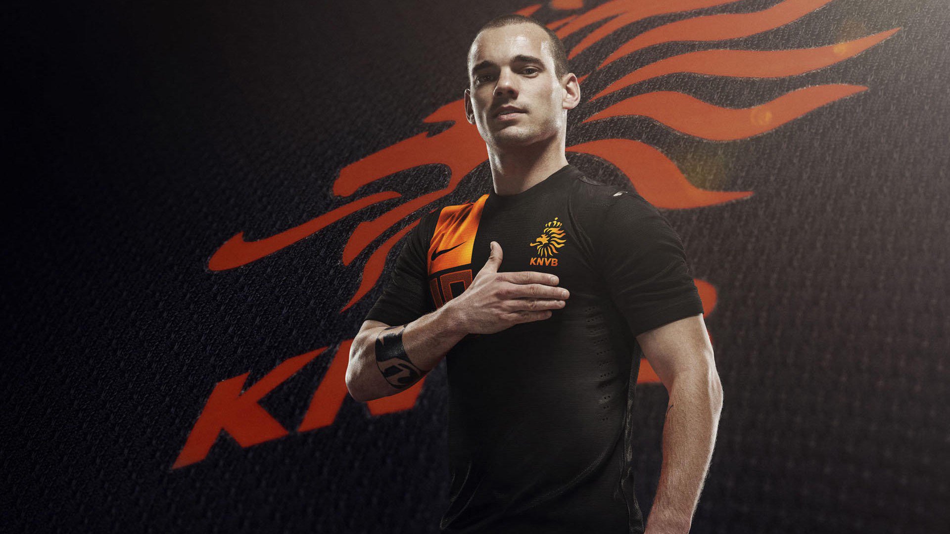 世界杯“后腰屏障”抢眼表演 拦截与调度双线开花